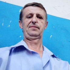 Валя