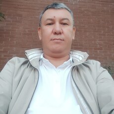 Артём