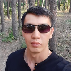 Толя