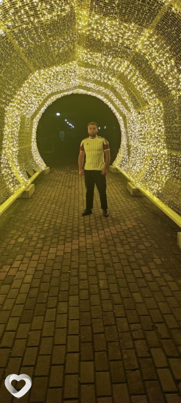 Максим
