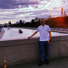 Харитон