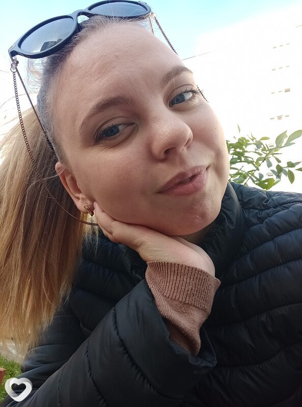 Ева