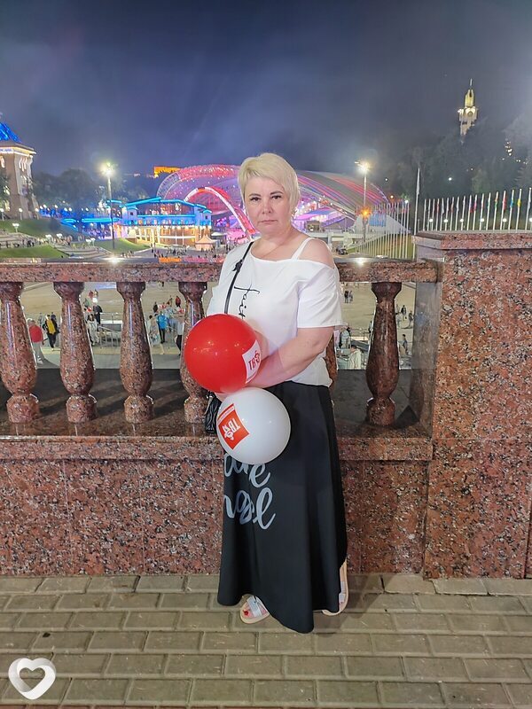 Ева