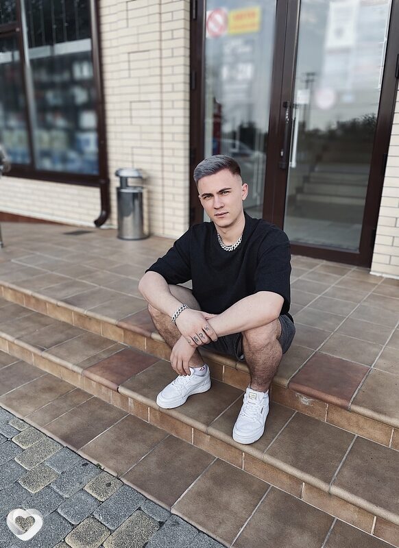 Ян