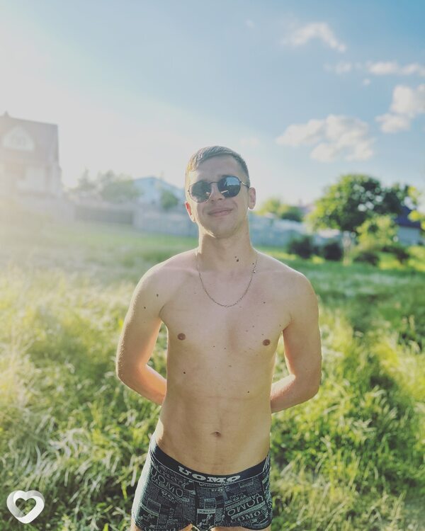 Женя