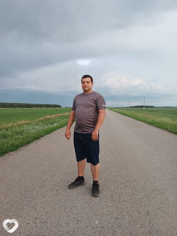 Толя