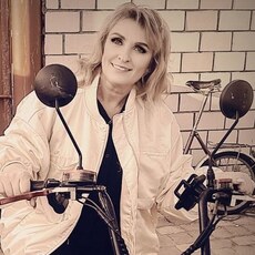Полина