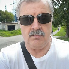 Лукас