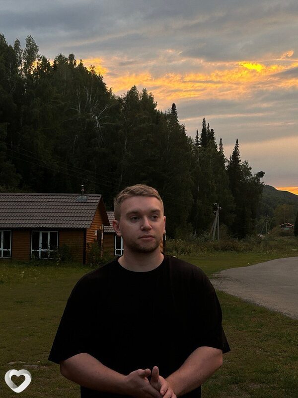 Толя
