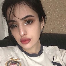 Полина