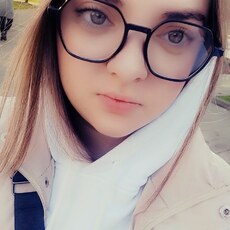 Оля