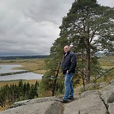 Альберт