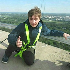Артём