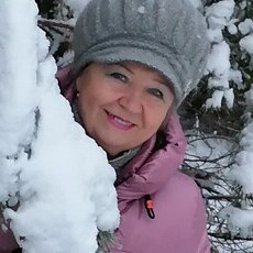Полина