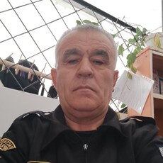 Лаврик