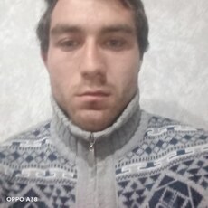 Артём