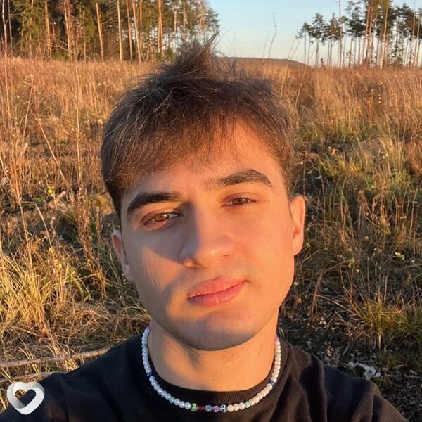 Максим