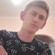 Артём
