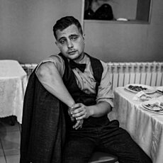 Толя