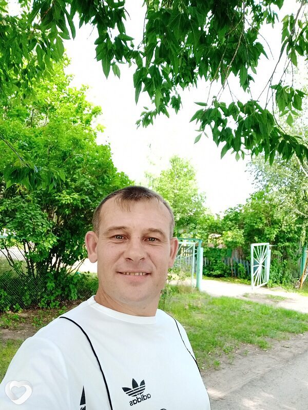 Валя