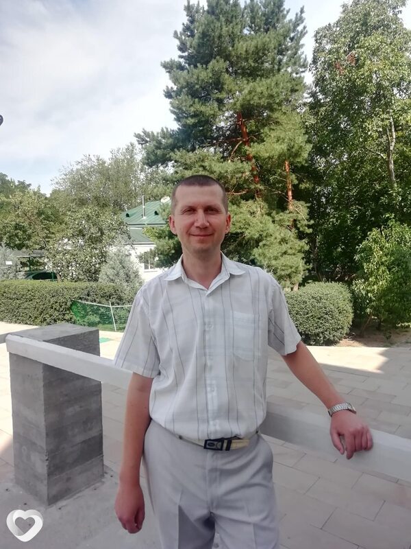 Геннадий