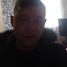 Артём