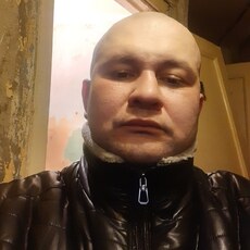 Артём