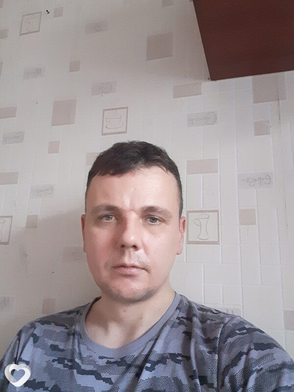 Артём
