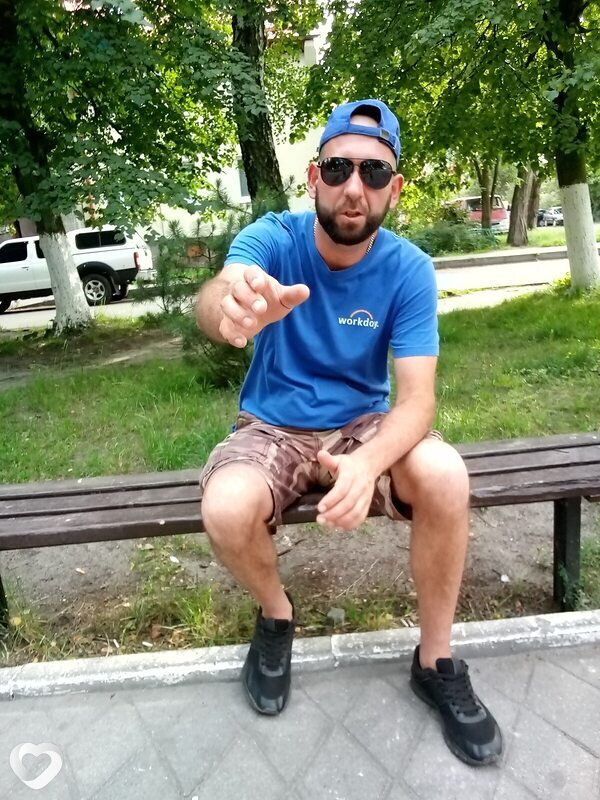 Толя