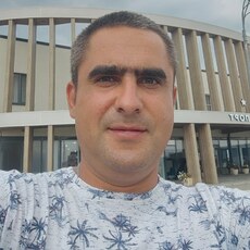 Назар