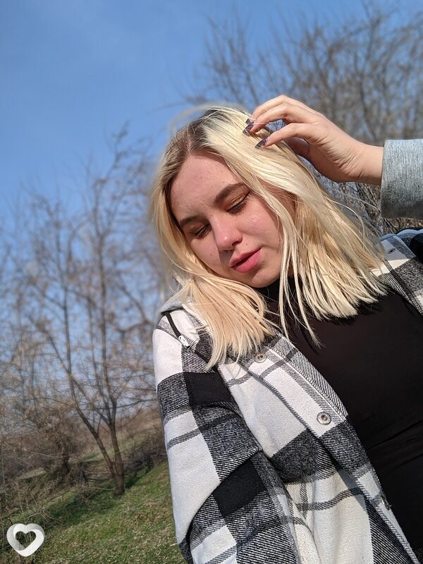 Яна