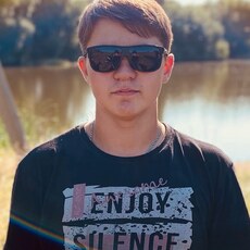 Лёня