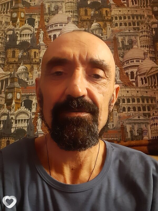 Толя