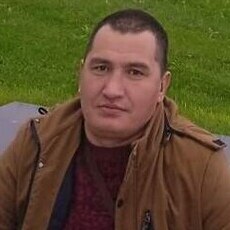 Артём