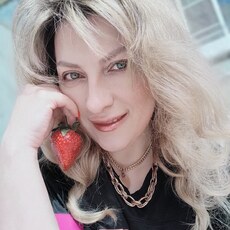 Полина