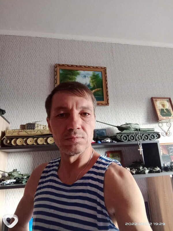 Геннадий