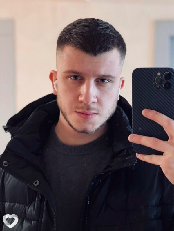 Женя