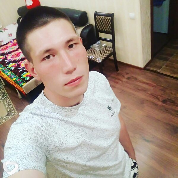 Лёня