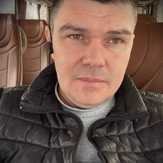 Артём