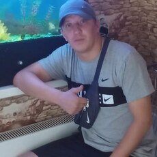 Толя