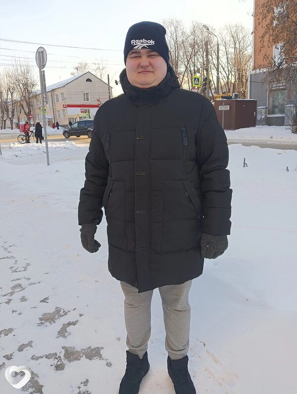 Денис