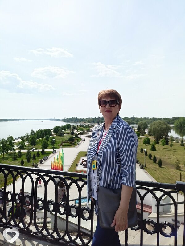 Надя