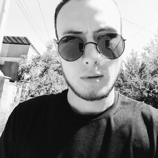 Виктор