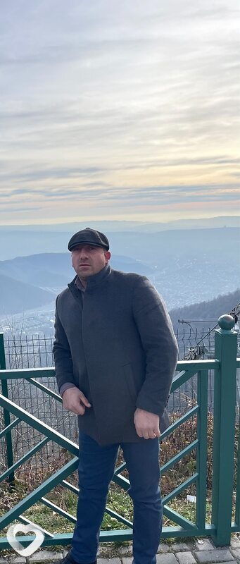 Валя