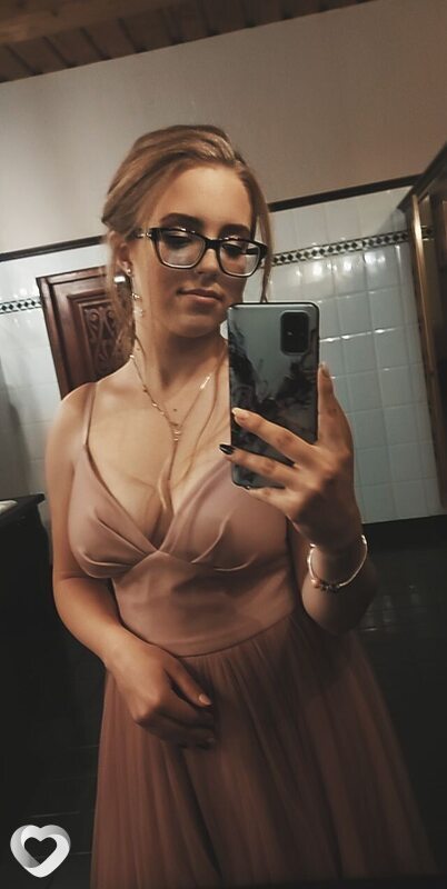 Алёна