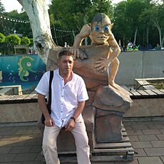 Максим