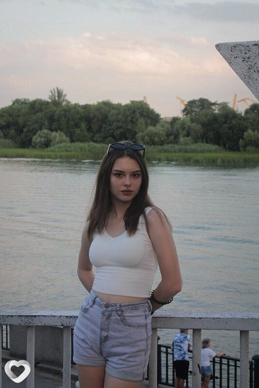 Катя