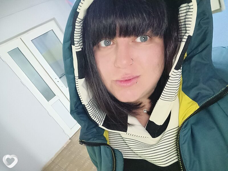 Женя