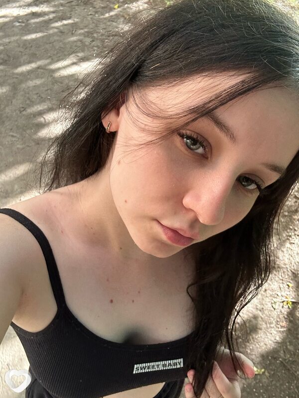 Аня
