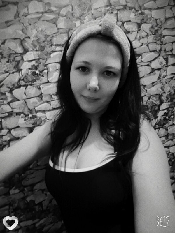Полина